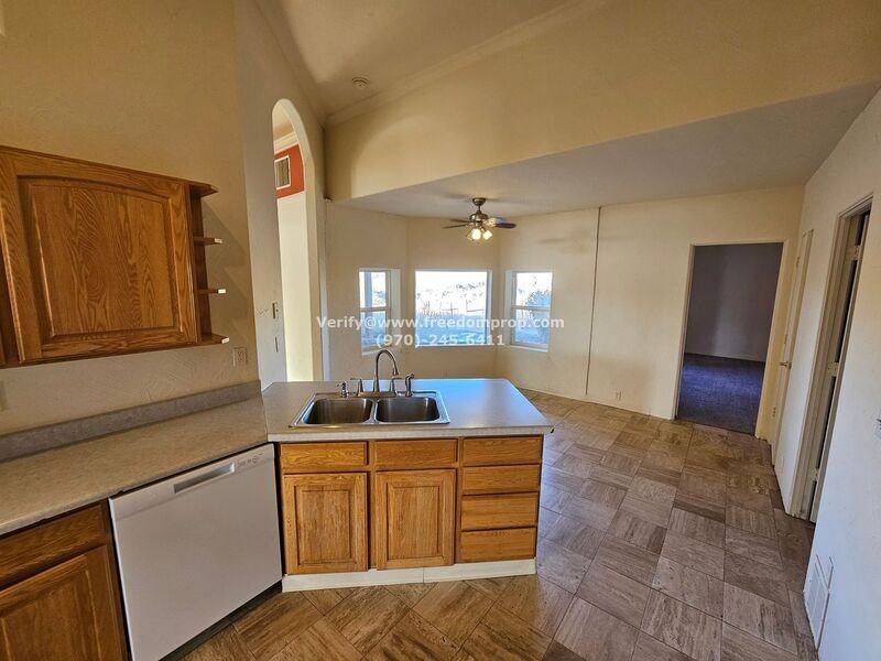 33108 Mill Tailing Rd - Photo 7 of 20