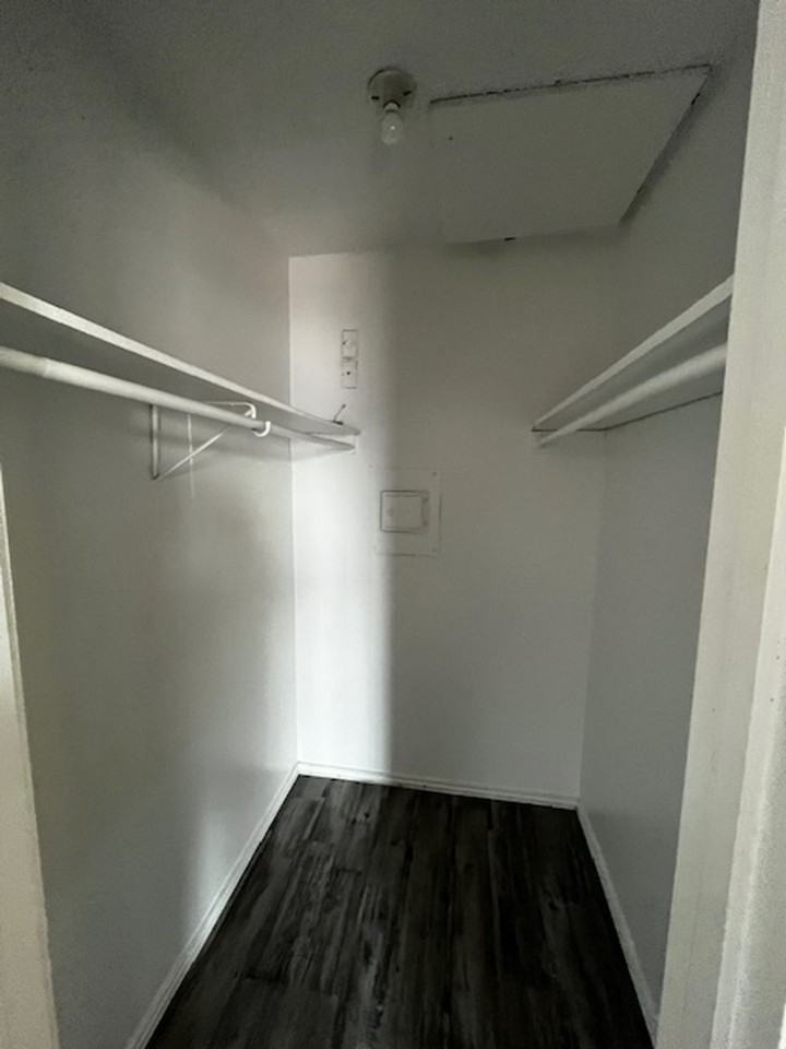 Bennett Place Apartments - Photo 5 of 21