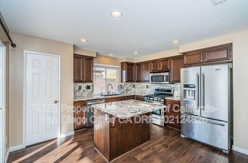 498 Vista San Lucas - Photo 7 of 34