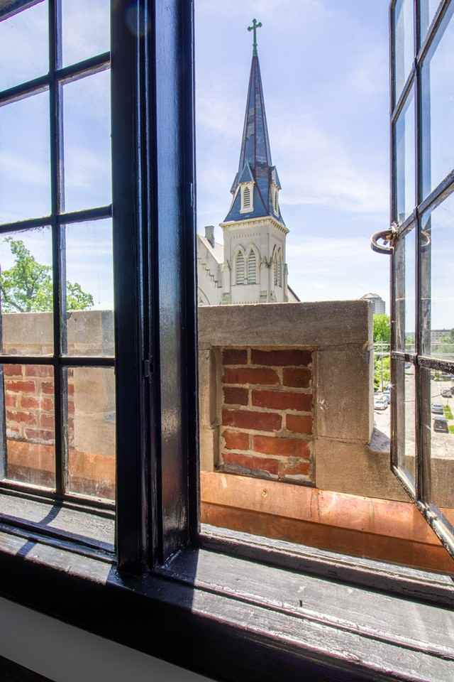 The Williams - Photo 4 of 50