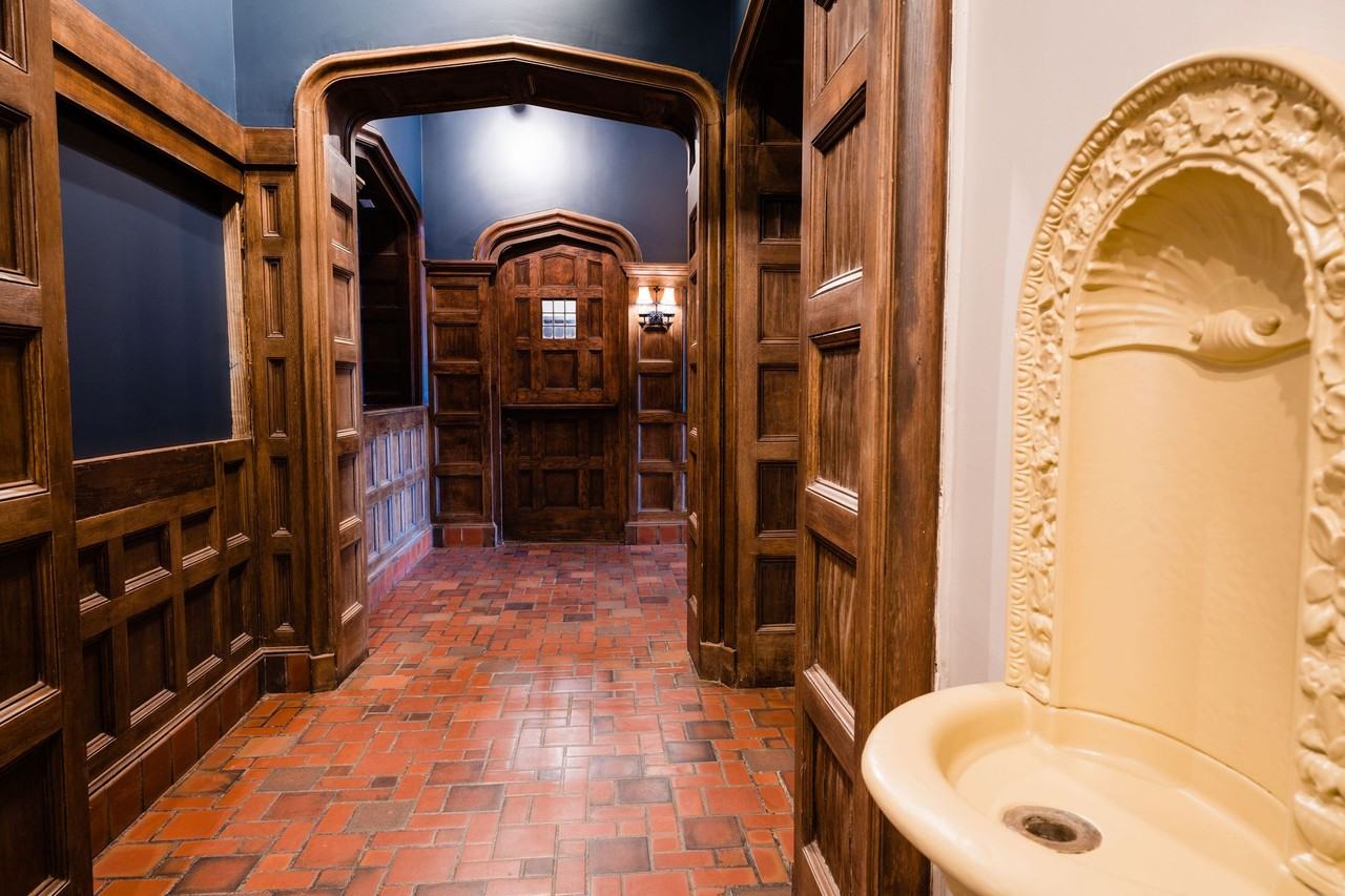 The Williams - Photo 7 of 50