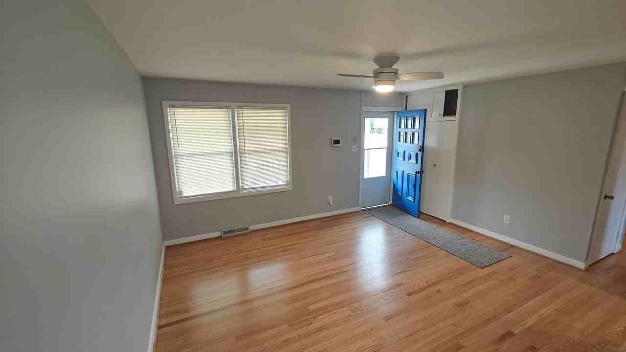 2523 Northumberland Ave - Photo 3 of 24