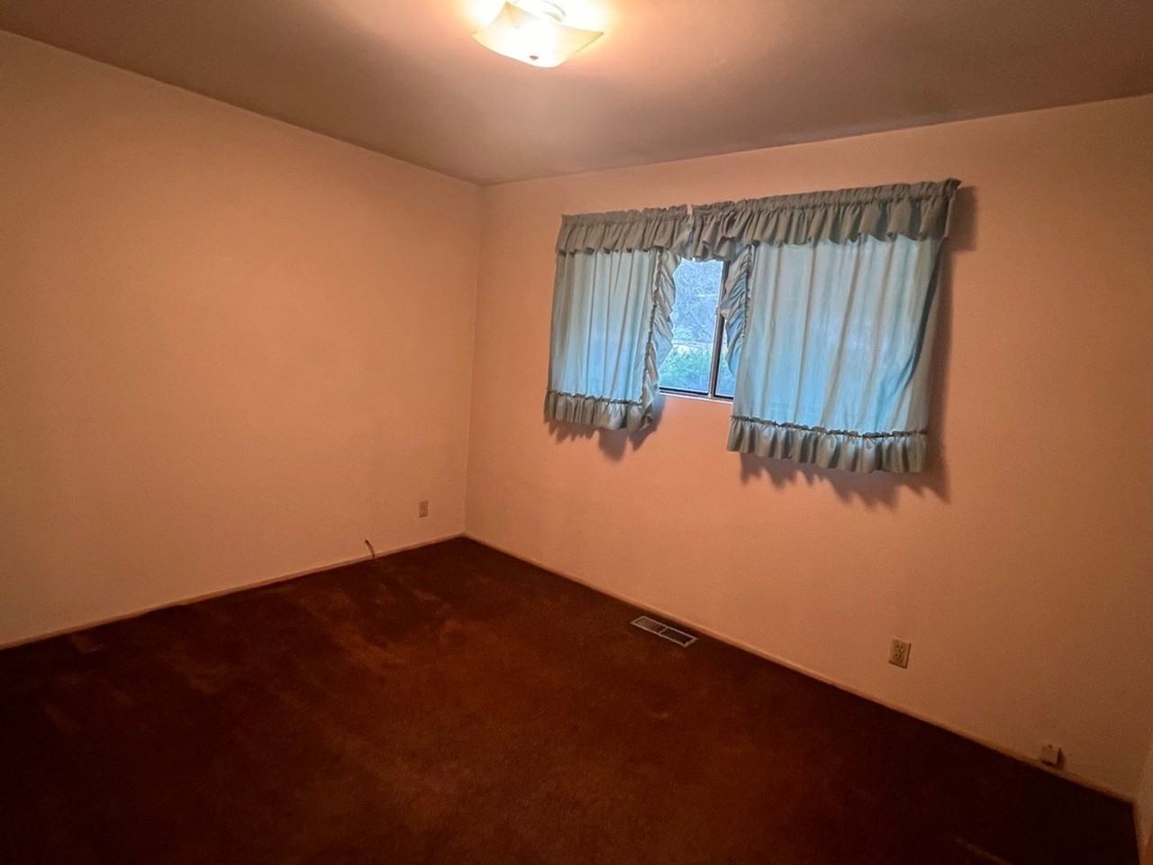 3603 192nd St Sw - Photo 6 of 9