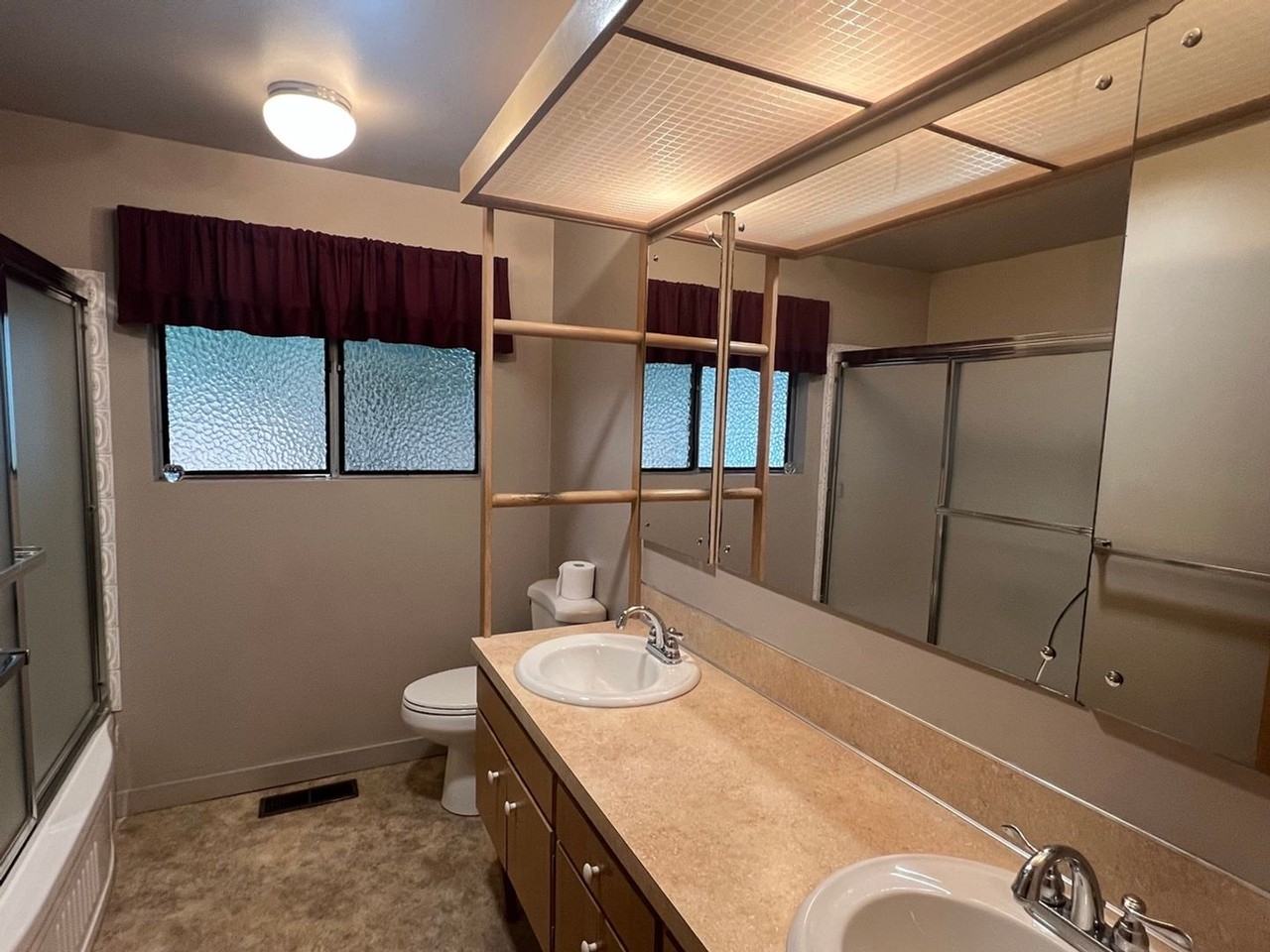 3603 192nd St Sw - Photo 7 of 9