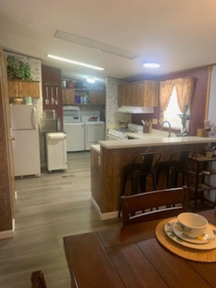 1623 Granada St - Photo 5 of 15