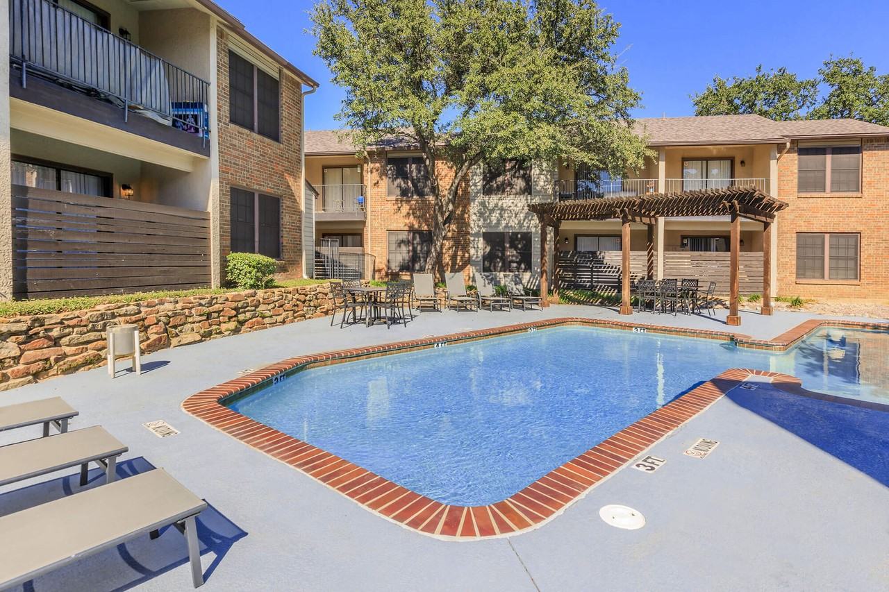 The Ayva - Photo 3 of 23