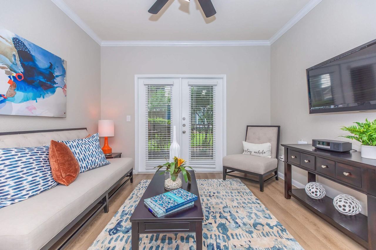 The Lynx - Photo 3 of 50