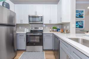 featured image of 501 N Sarah Deel Dr