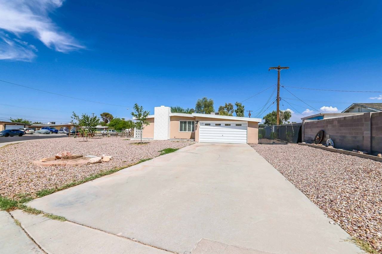 867 Lulu Ave - Photo 2 of 23