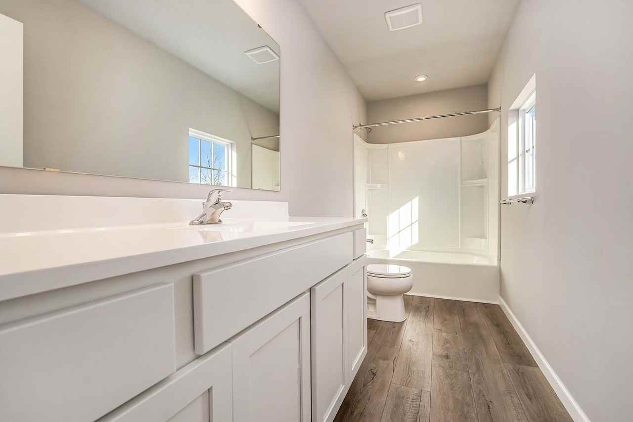 4943 Meadow Brown Dr - Photo 3 of 26