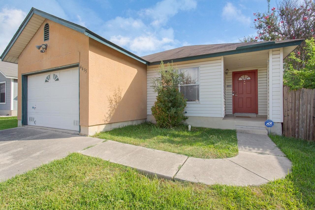 6635 Barton Rock Rd - Photo 2 of 21