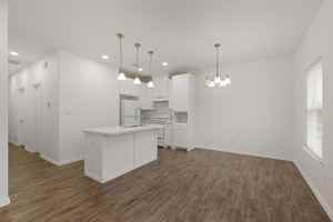 featured image of 2323 N Valley Cir