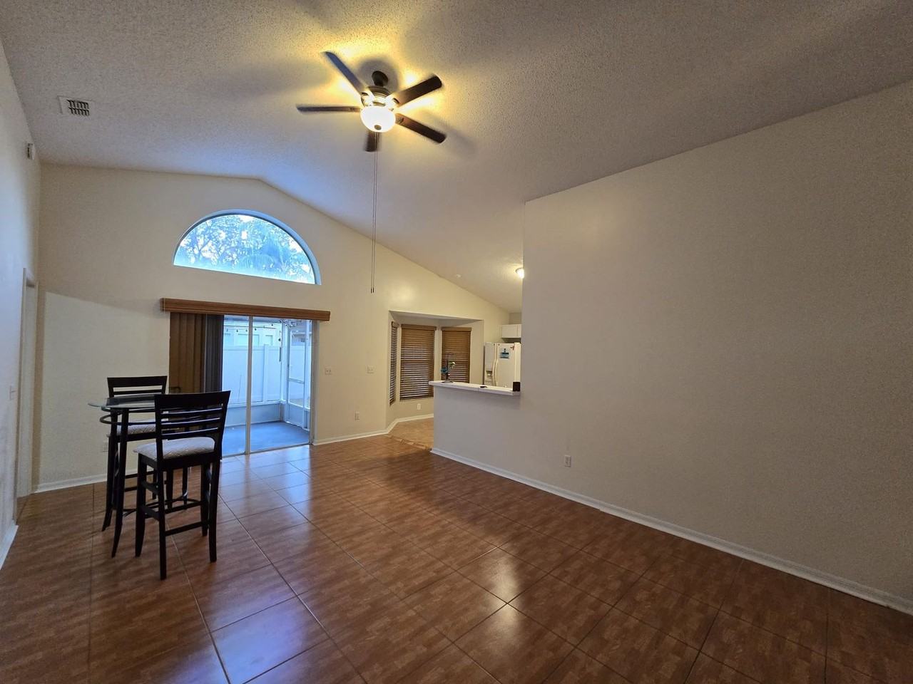 2525 Gotham Way - Photo 7 of 31