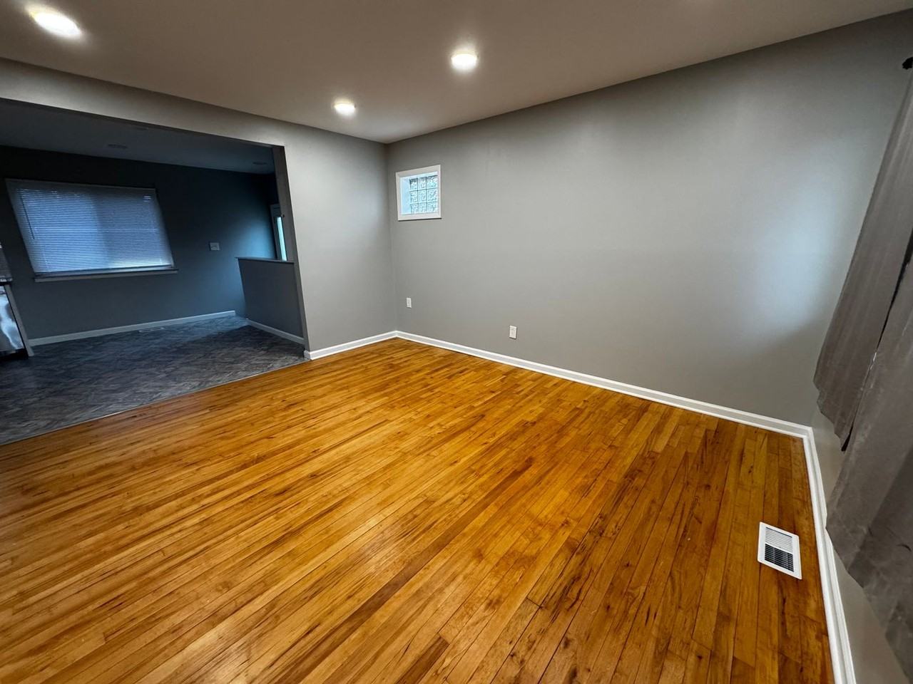 18219 E 13 Mile Rd - Photo 7 of 25