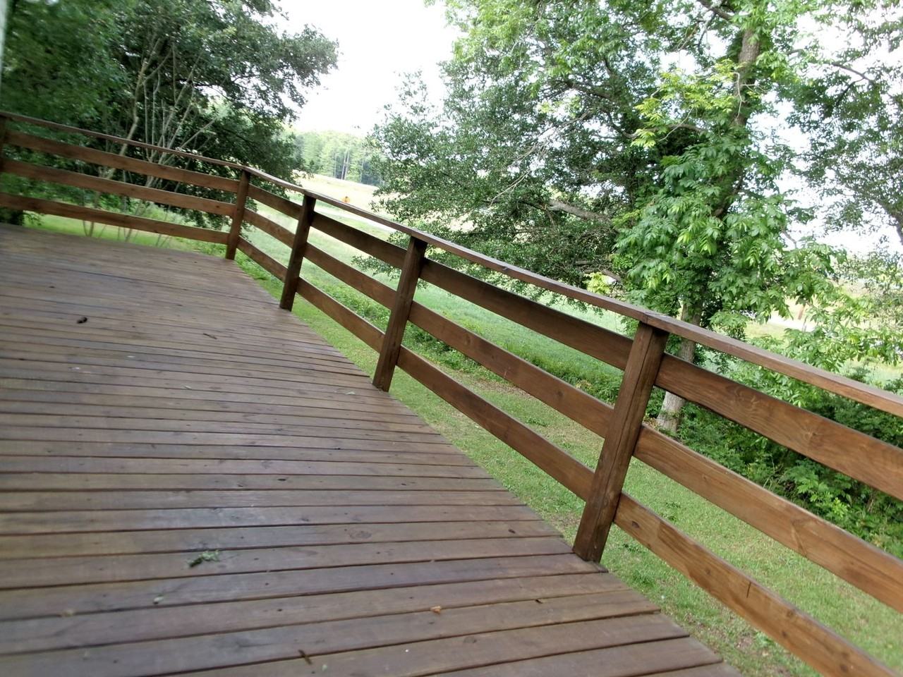 3806 Kelly Rd - Photo 3 of 21