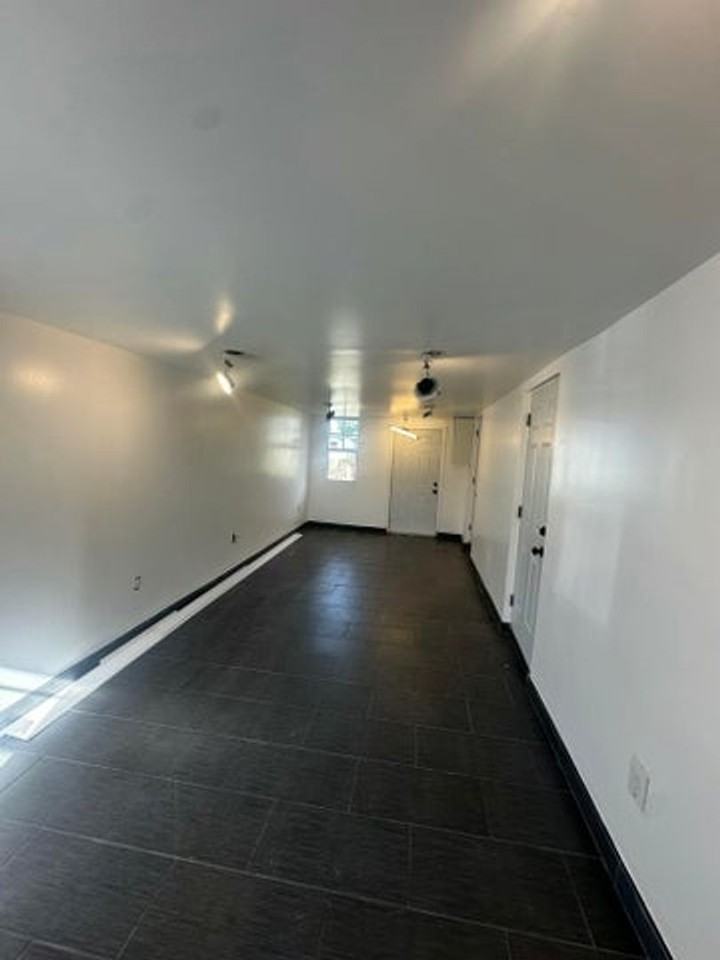 5679 S Rue Rd - Photo 3 of 17