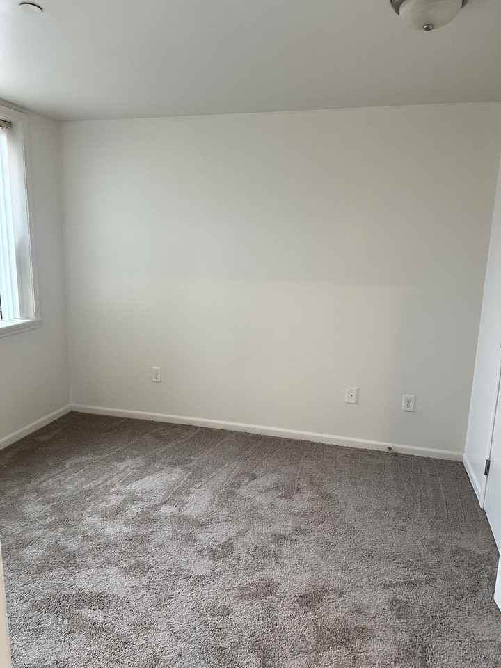 Cass Plaza - Photo 2 of 7