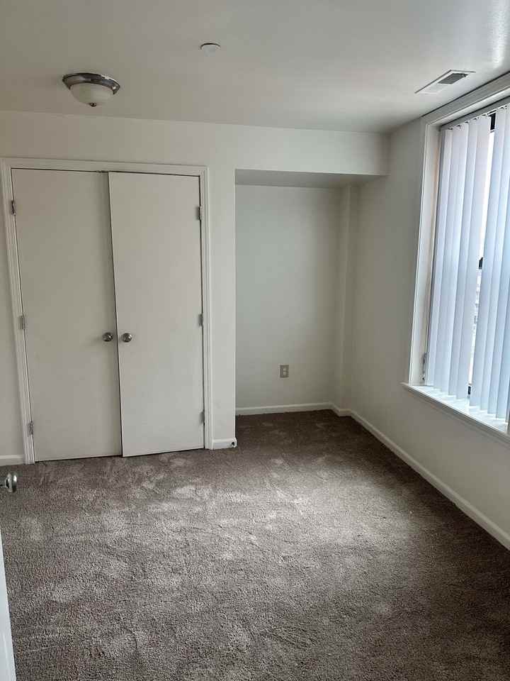 Cass Plaza - Photo 7 of 7