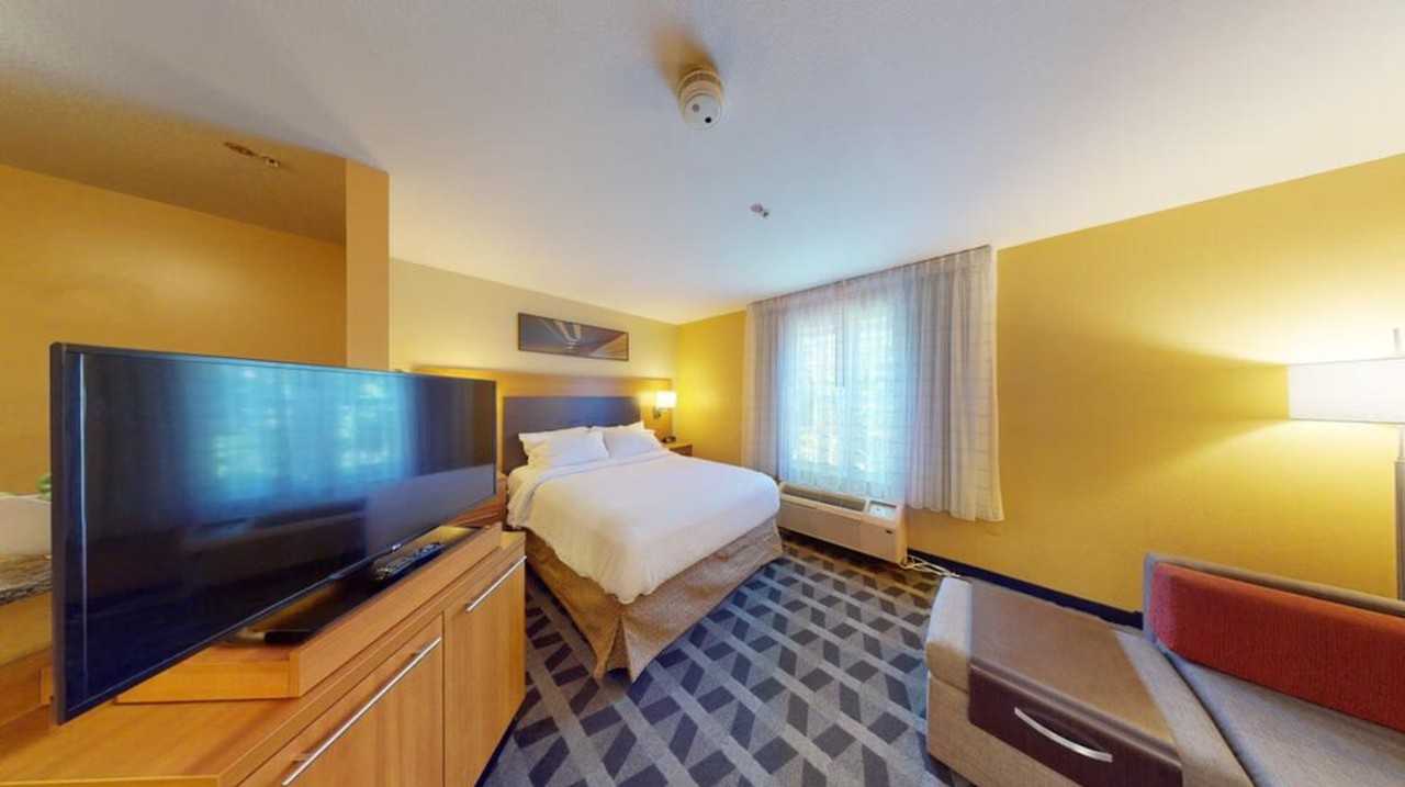 30 International Pl #1039512P - Photo 5 of 13