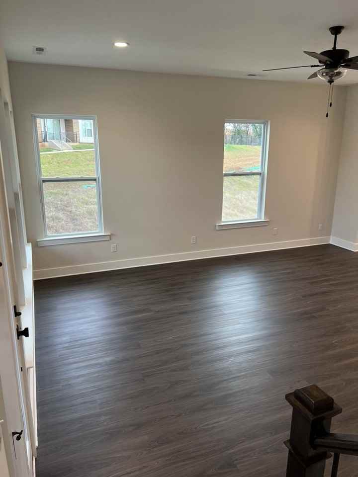 405 Prine Pl - Photo 6 of 13