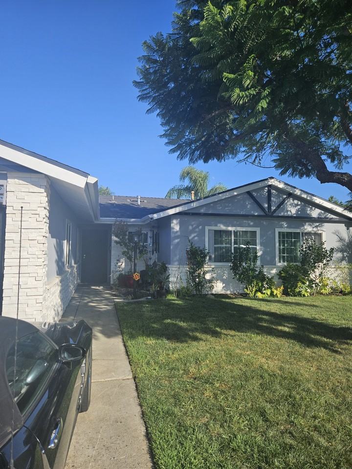 5424 Lemoran Ave #NA - Photo 2 of 10