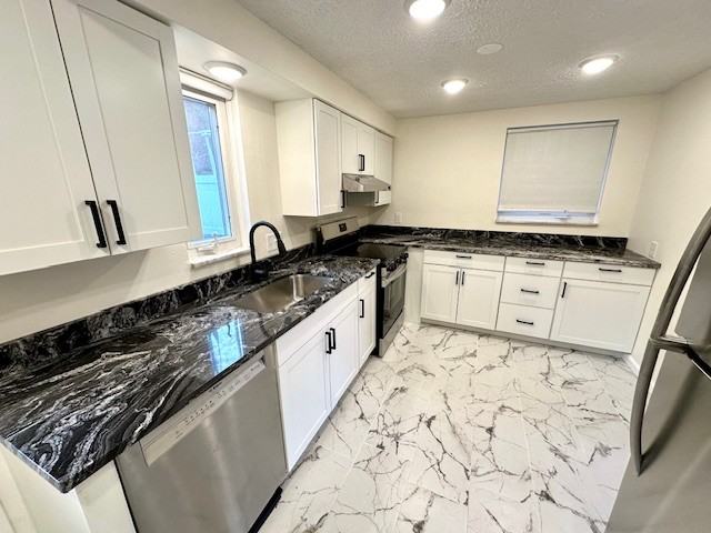 3967 Boulevard Dr #NA - Photo 6 of 15