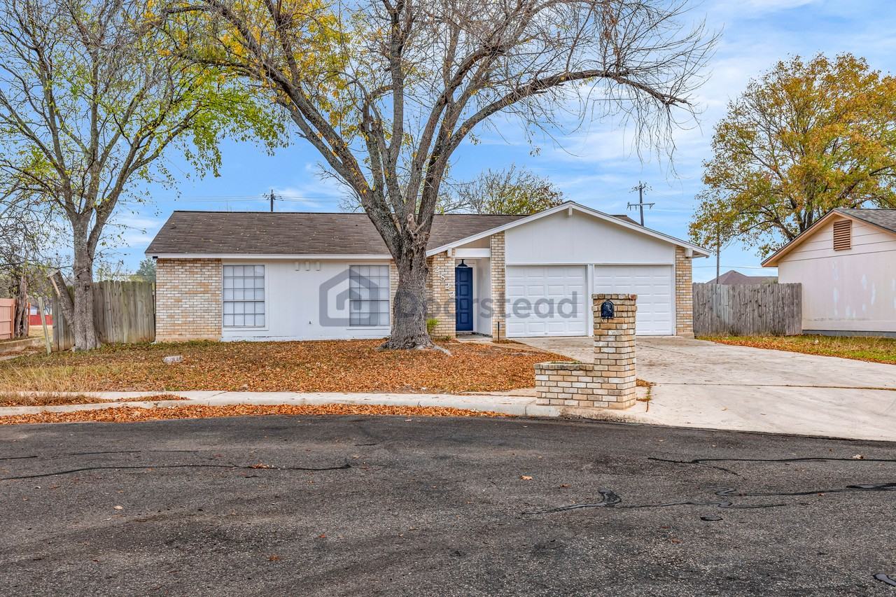 2822 Meadow River St #NA - Photo 2 of 24