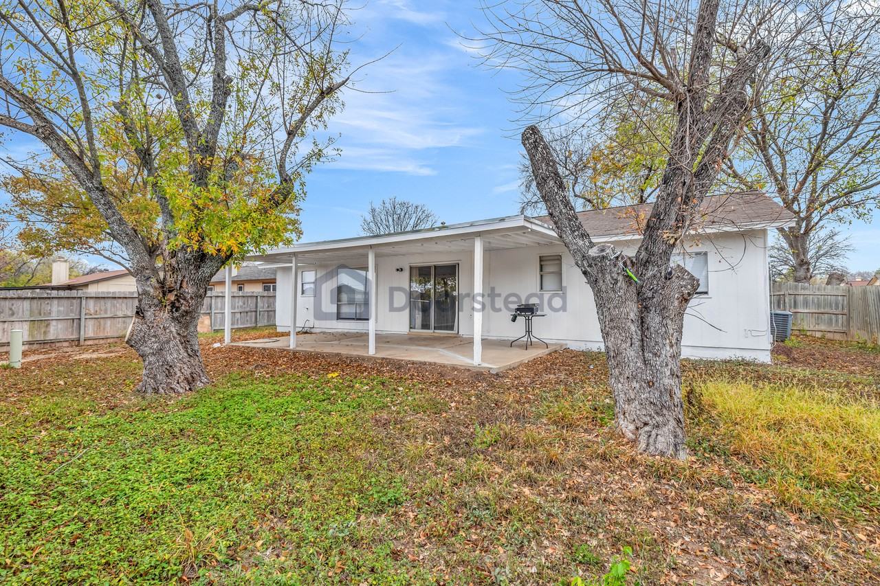 2822 Meadow River St #NA - Photo 3 of 24