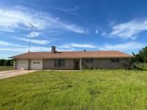 1181 NE Access Rd #NA - Photo 1 of 1