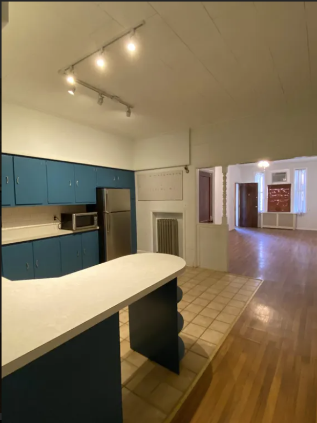 3135 N Calvert St #NA - Photo 3 of 6