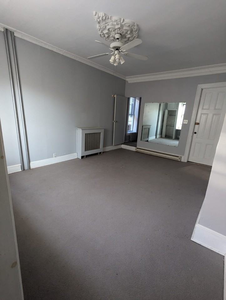 818 S 8th St #2 - Photo 6 of 24