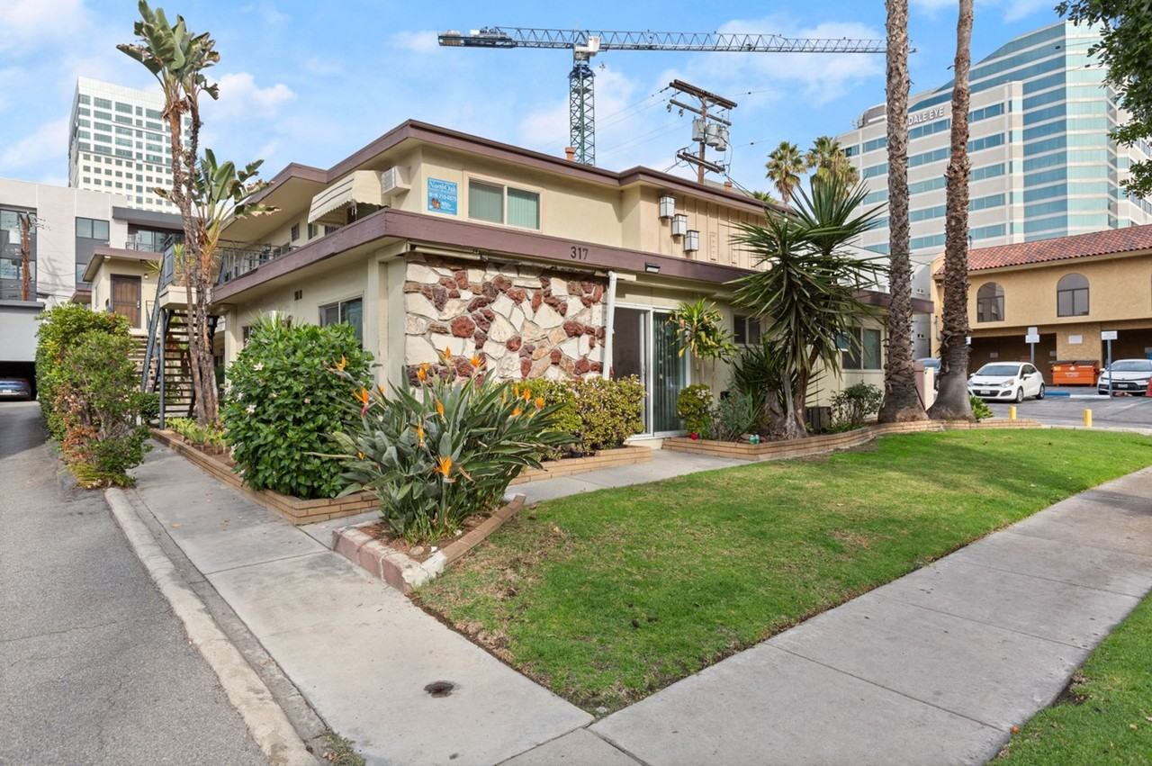 Live Near The Americana! | 2nd Month Free! - Photo 2 of 3