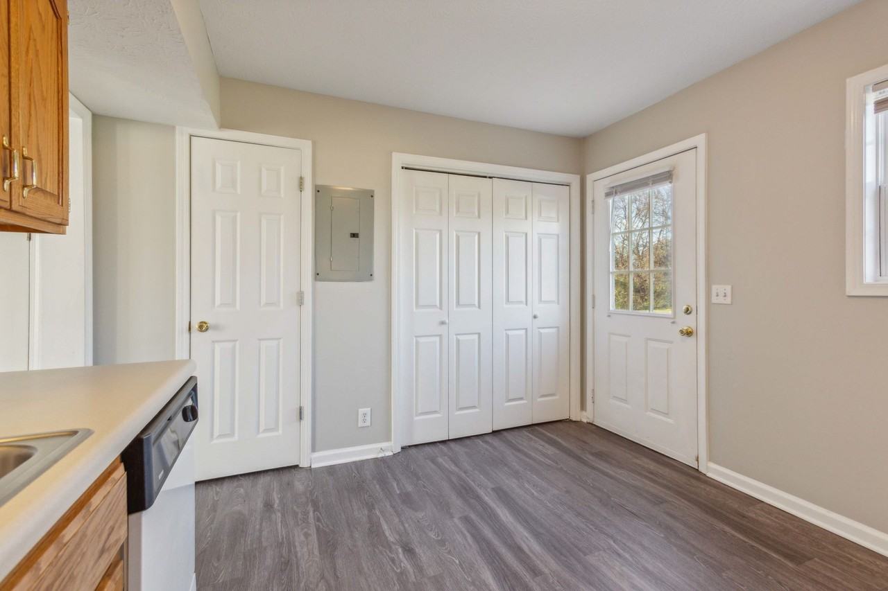 Emily Lane Townhomes - Photo 3 of 25