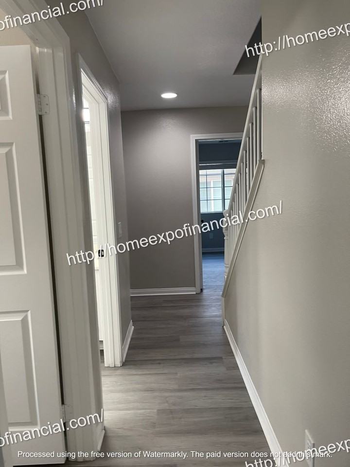 15780 Snowy Peak Ln - Photo 3 of 50