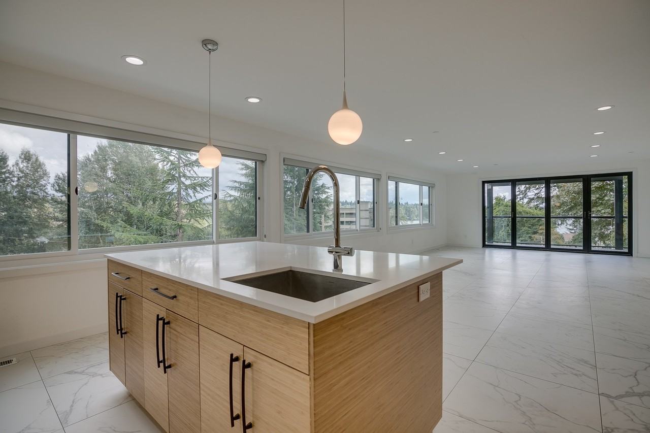 11619 91st Pl Ne - Photo 5 of 25