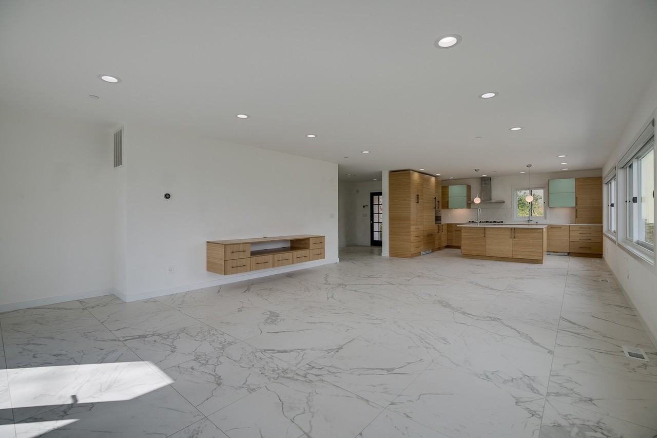 11619 91st Pl Ne - Photo 7 of 25