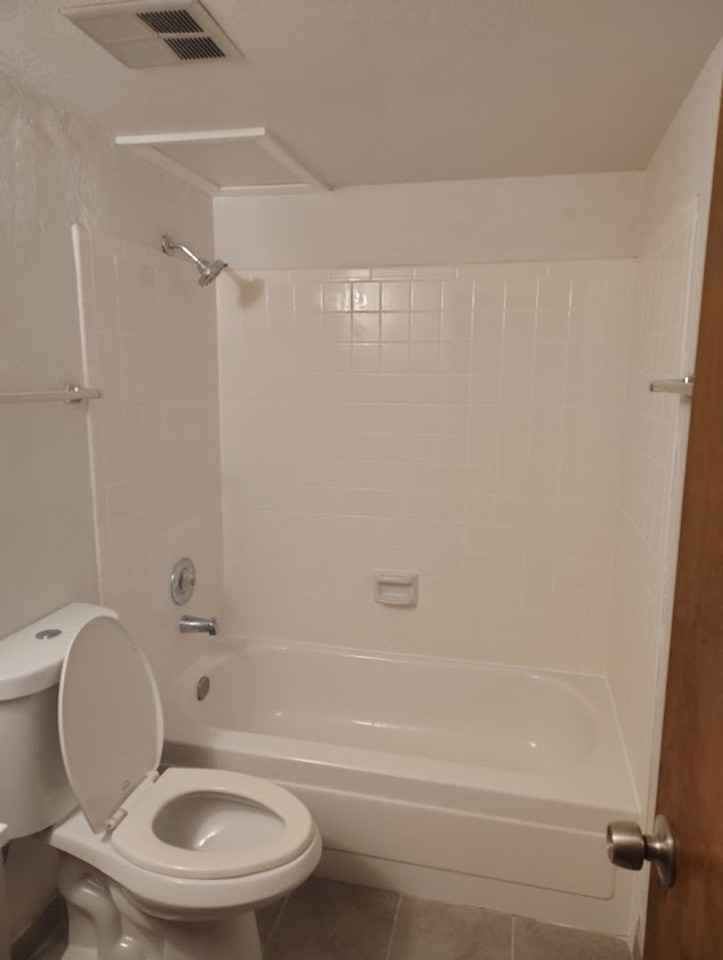 3520 E 2nd St #5 - Photo 6 of 8