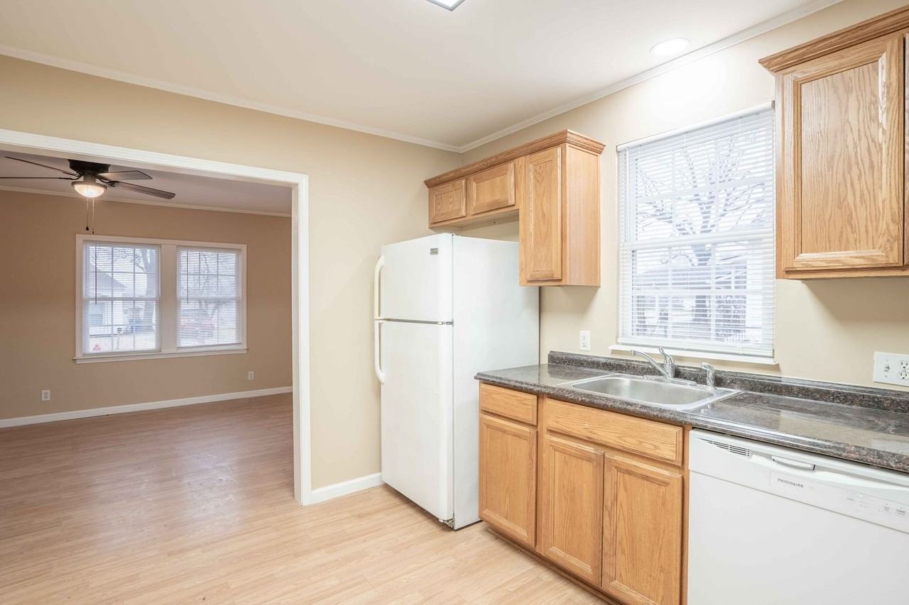 623 N Birch Ave - Photo 7 of 16