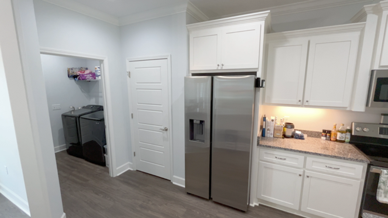 158 Verano St - Photo 6 of 17