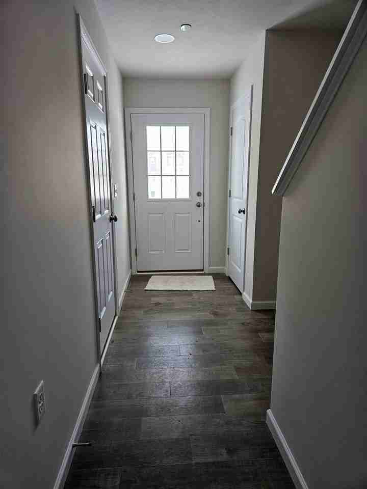 112 Dolomite Dr - Photo 3 of 24