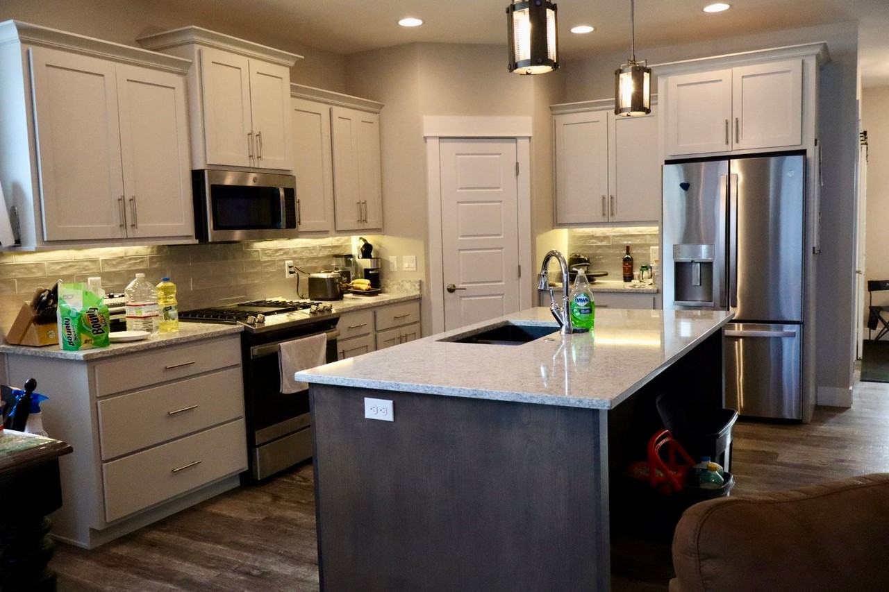 3116 Falcon Cir - Photo 3 of 10