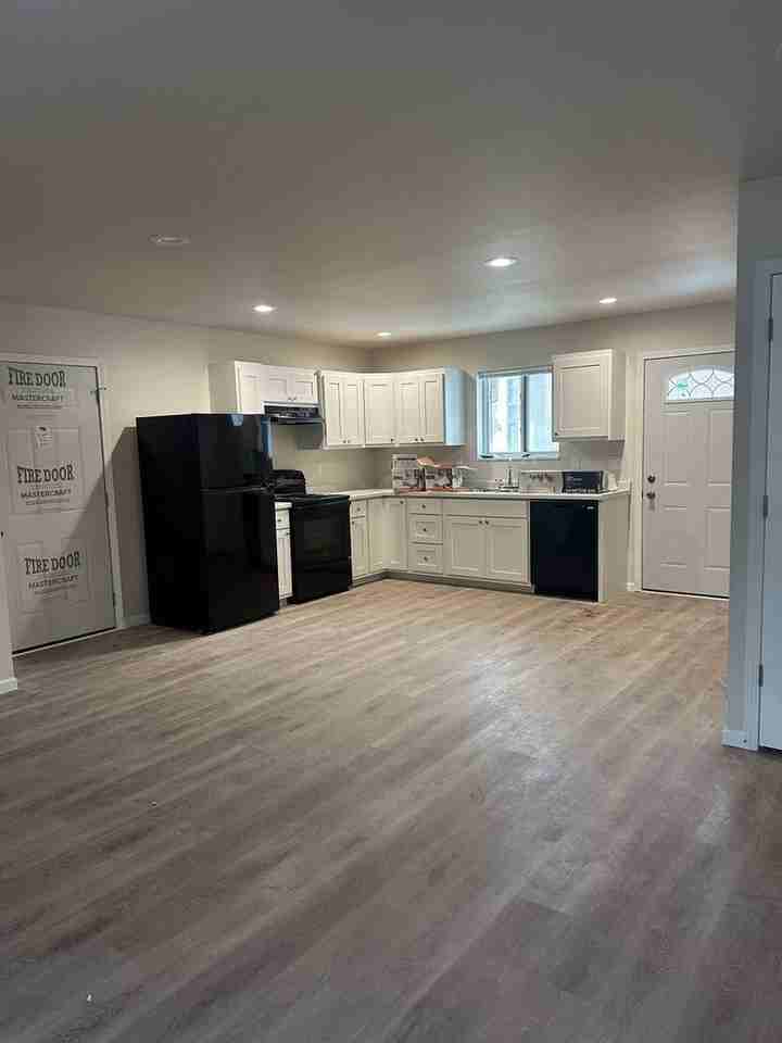 851 Gardner St - Photo 6 of 6