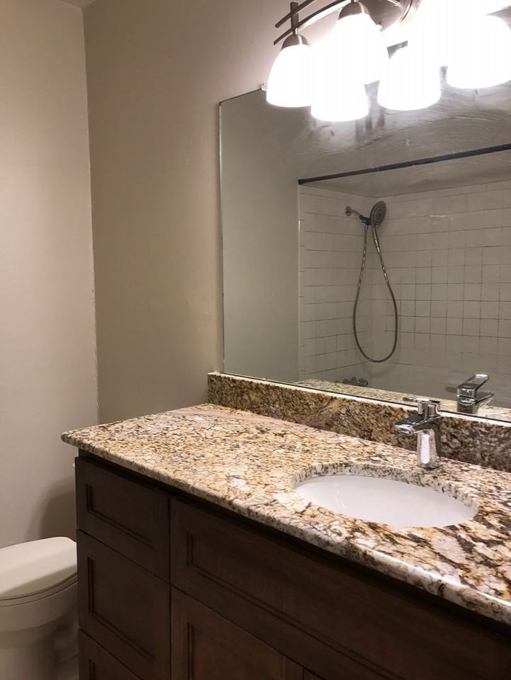 1733 Timberwood Dr - Photo 7 of 9