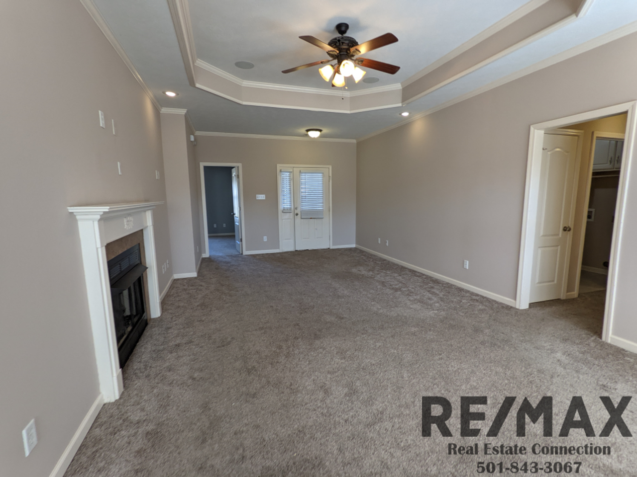 151 Peach St - Photo 4 of 22