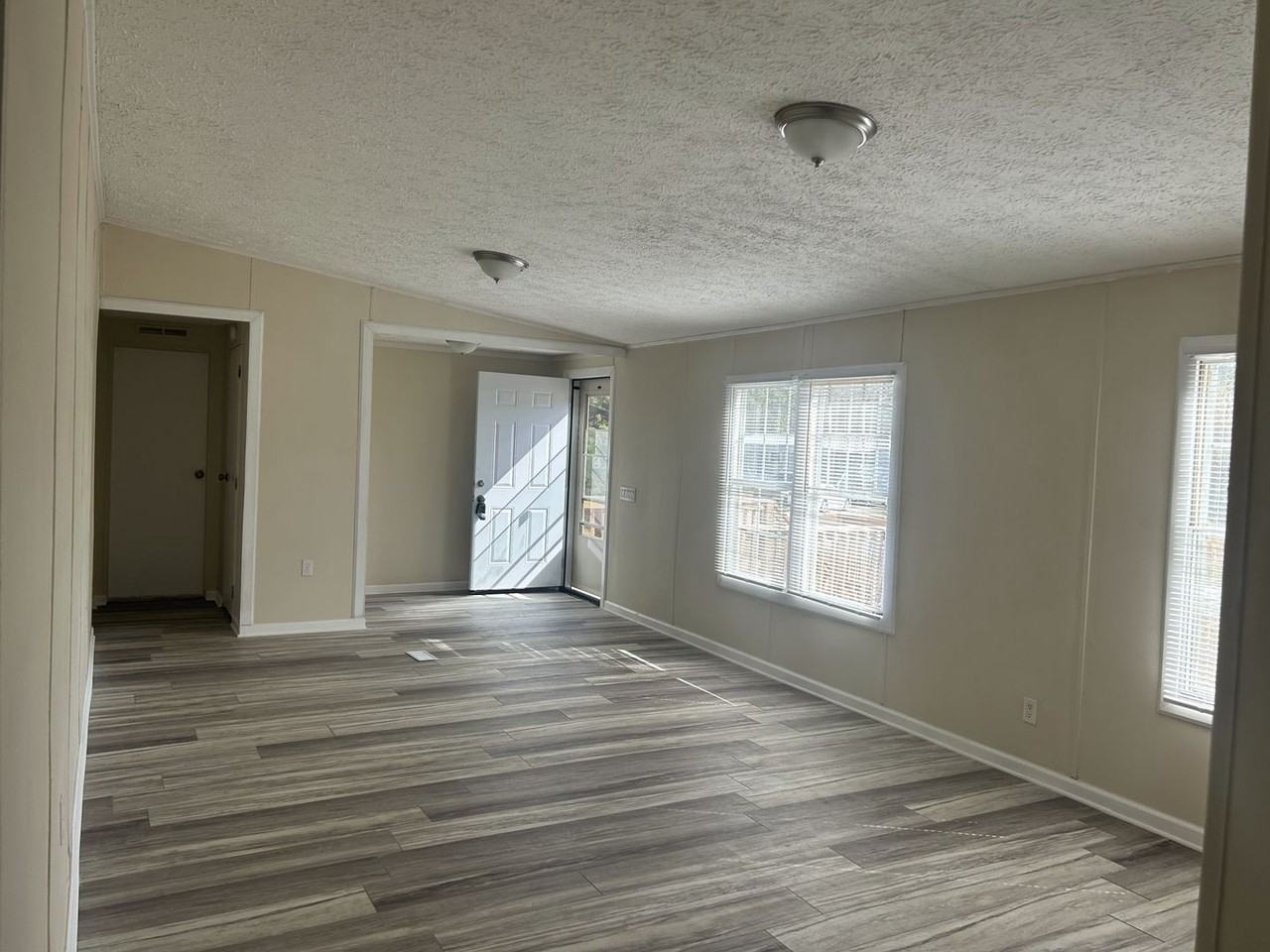 23 Herschels Way - Photo 3 of 23