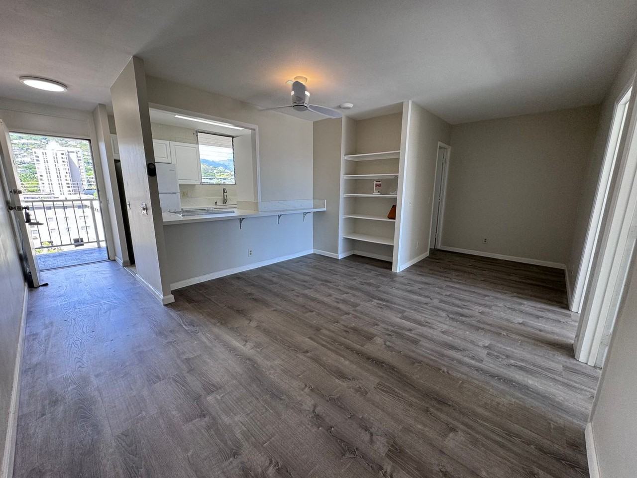 1215 Alexander St #606 - Photo 2 of 18