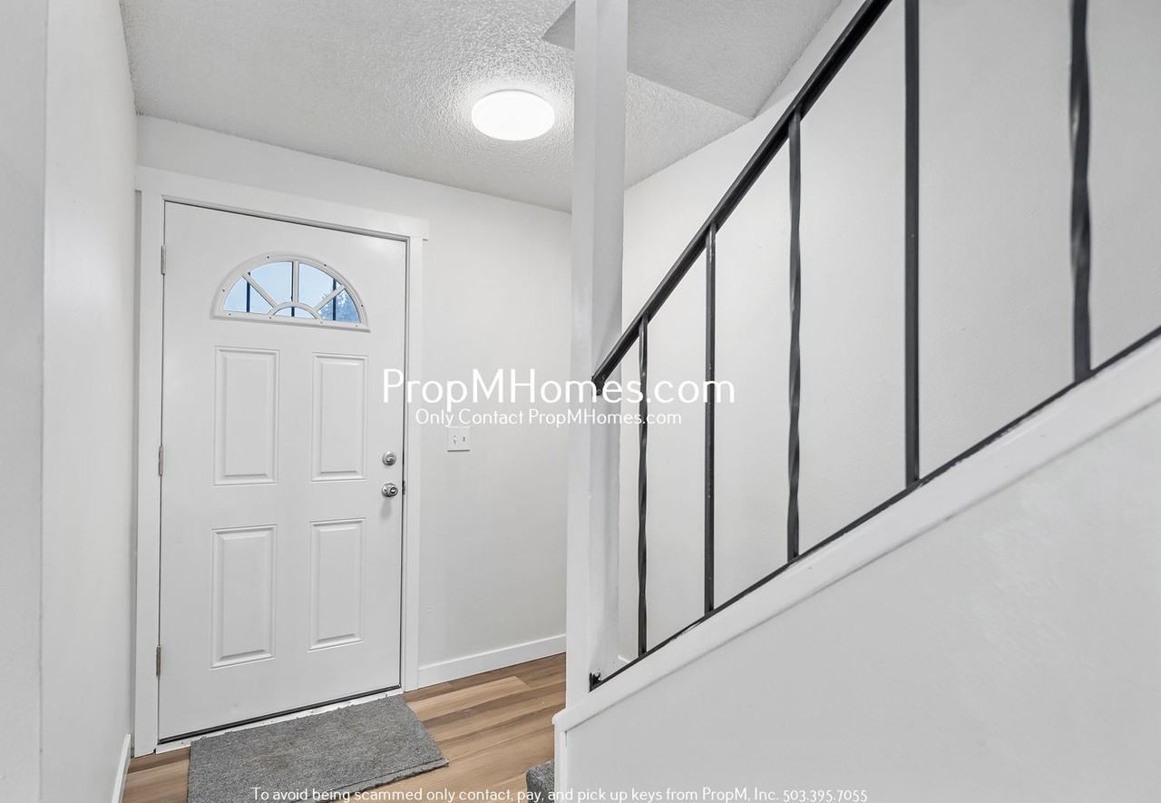 124 Ne 40th Ave - Photo 3 of 22