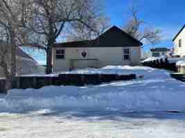 featured image of 129 2nd St Sw