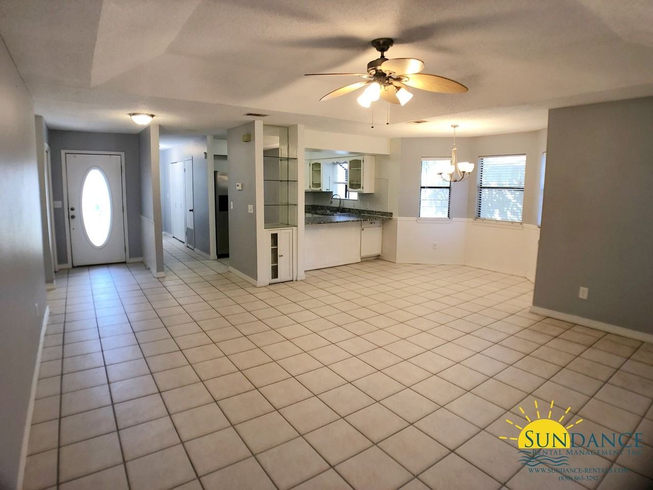 111 Post Oak Pl - Photo 3 of 16