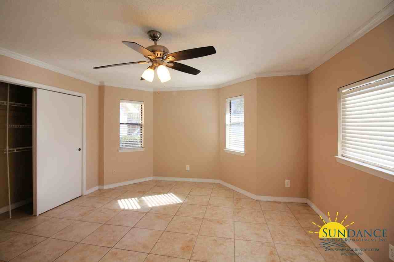111 Post Oak Pl - Photo 7 of 16